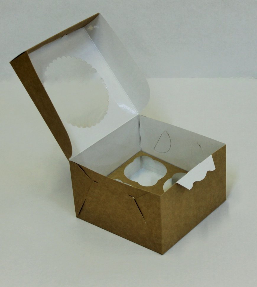 Коробка для 4 капкейков 16*16*10 с окном, крафт/белая